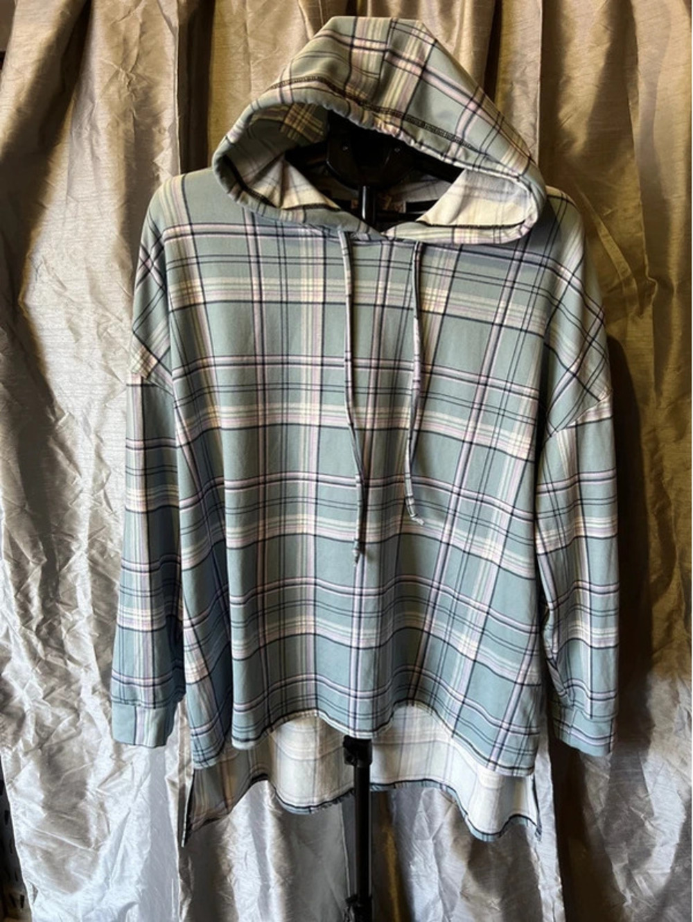 Eye Candy Sz 3X Hooded Plaid Top
